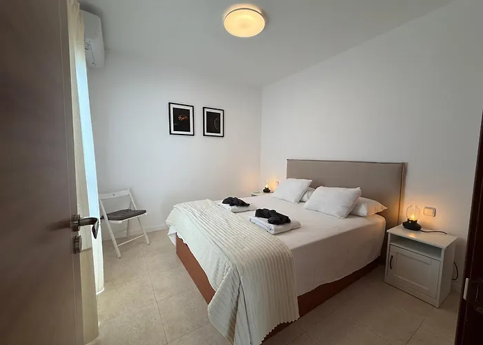 Casa Nerea & Casa Leon