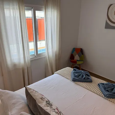 Casa Nerea & Casa Leon *
