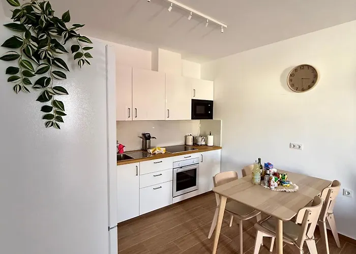 Casa Nerea & Casa Leon *