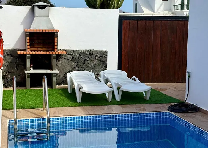 Casa Nerea & Casa Leon *